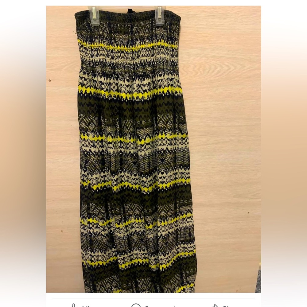 Vibrant print Maxi dress or skirt. Size small.